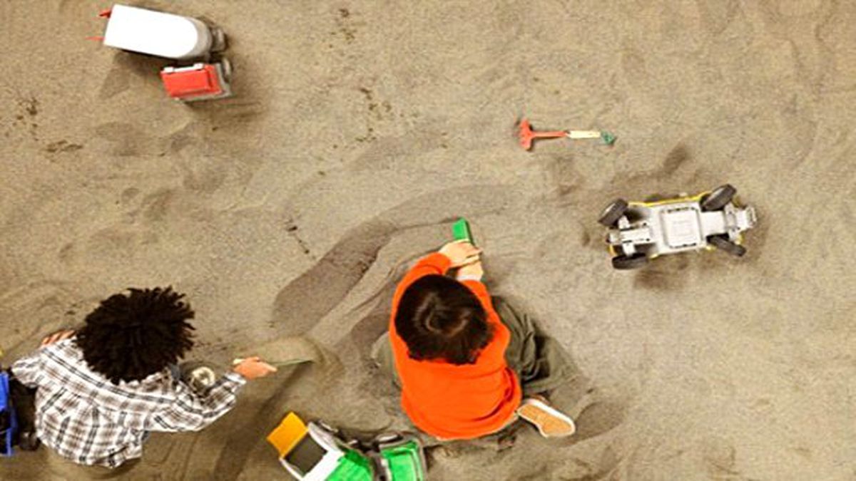 Anaokulundan Tünel Kazarak Kaçan 5 Yaşındaki Çocuklar Galeriyi Bastı!