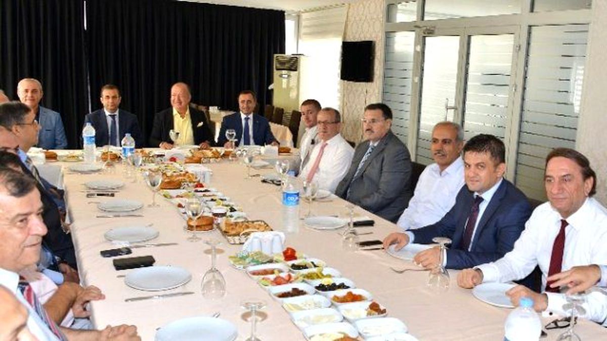 Antalya Valisi Antalyaspor Yönetimiyle Buluştu