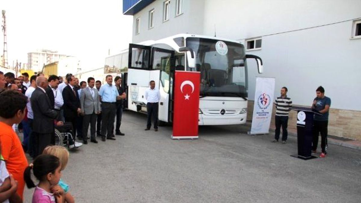 Engelli Otobüsü Basına Tanıtıldı