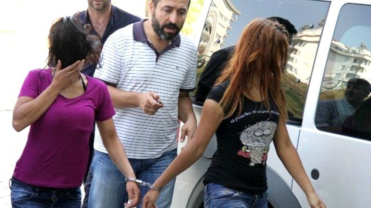 Ev Sahibine Yakalanan 2 Hırsızlık Zanlısı Tutuklandı