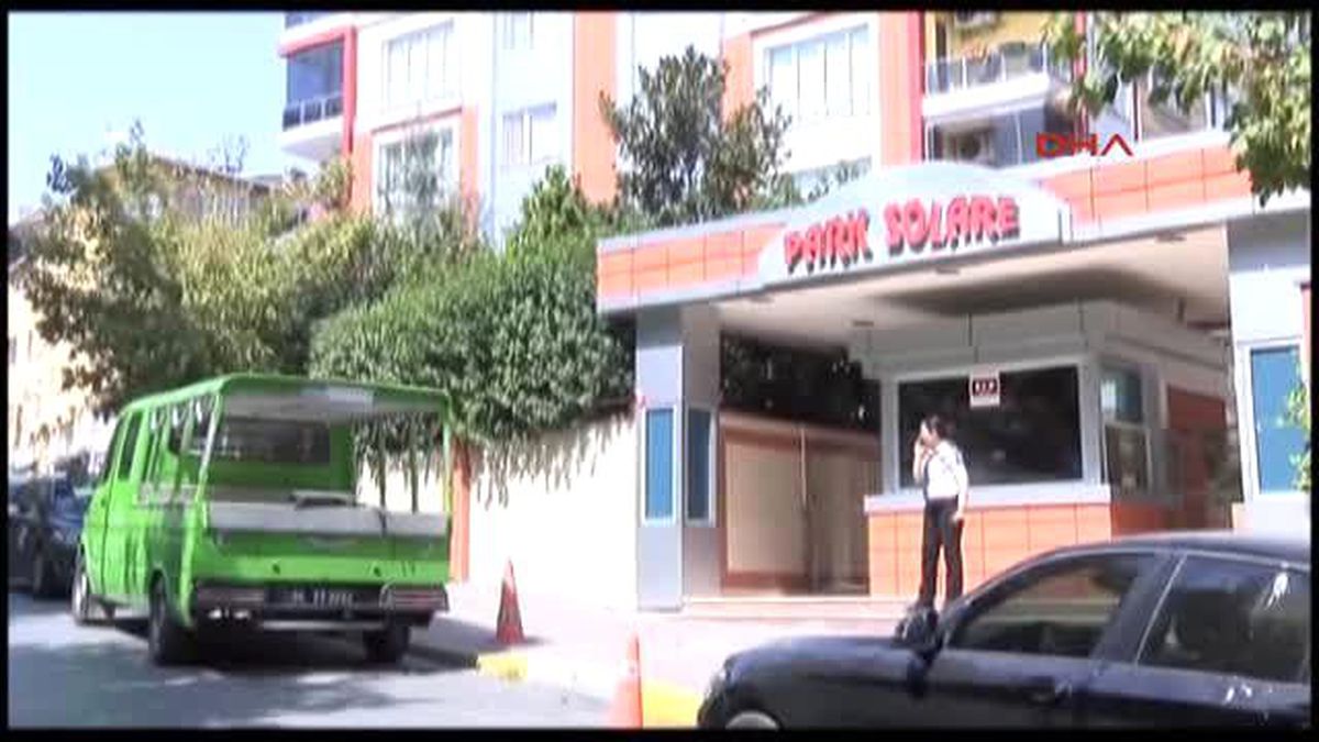 Genç Kadın Doktor Evinde Ölü Bulundu
