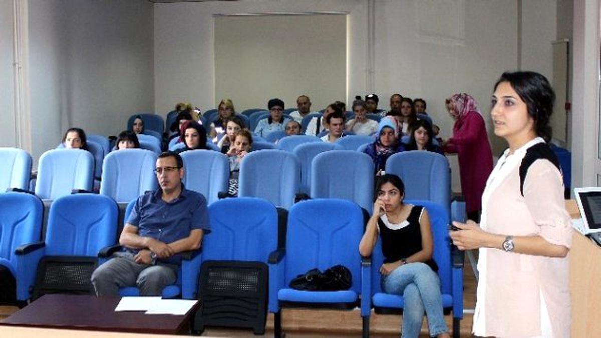 Gümüşhane\'de Acil Sağlık Görevlilerine Kriz Eğitimi Verildi