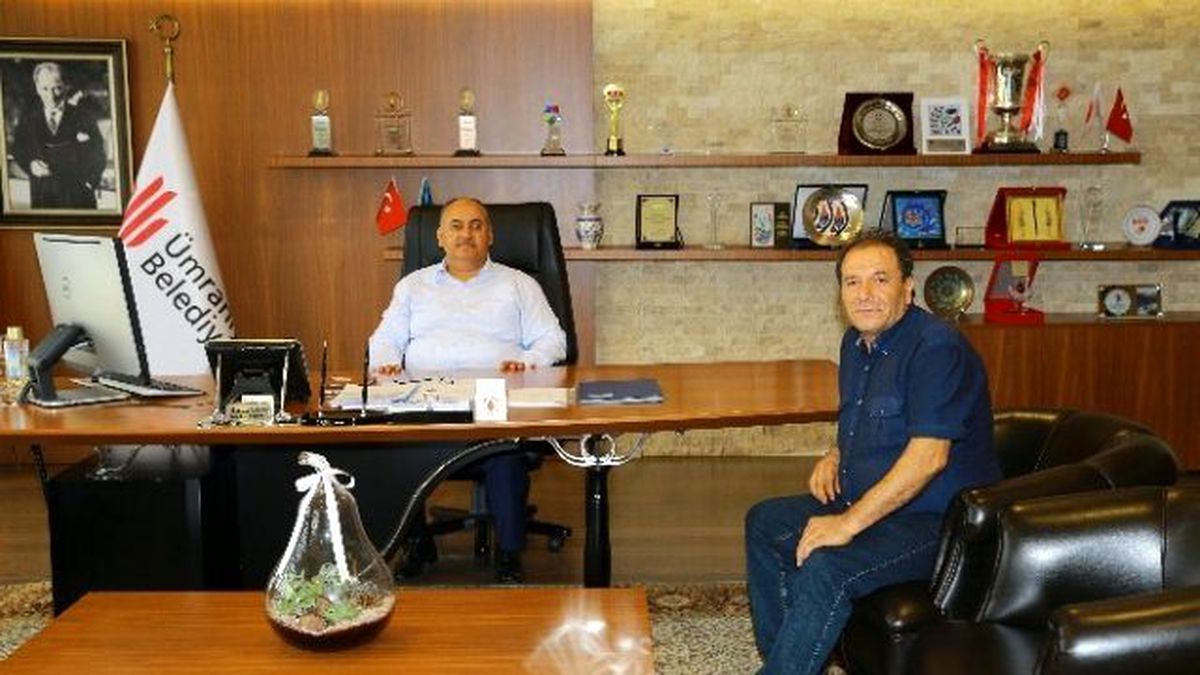 İstihdam Merkezi Aracılığıyla İş Sahibi Olan Vatandaştan, Başkan Hasan Can\'a Ziyaret