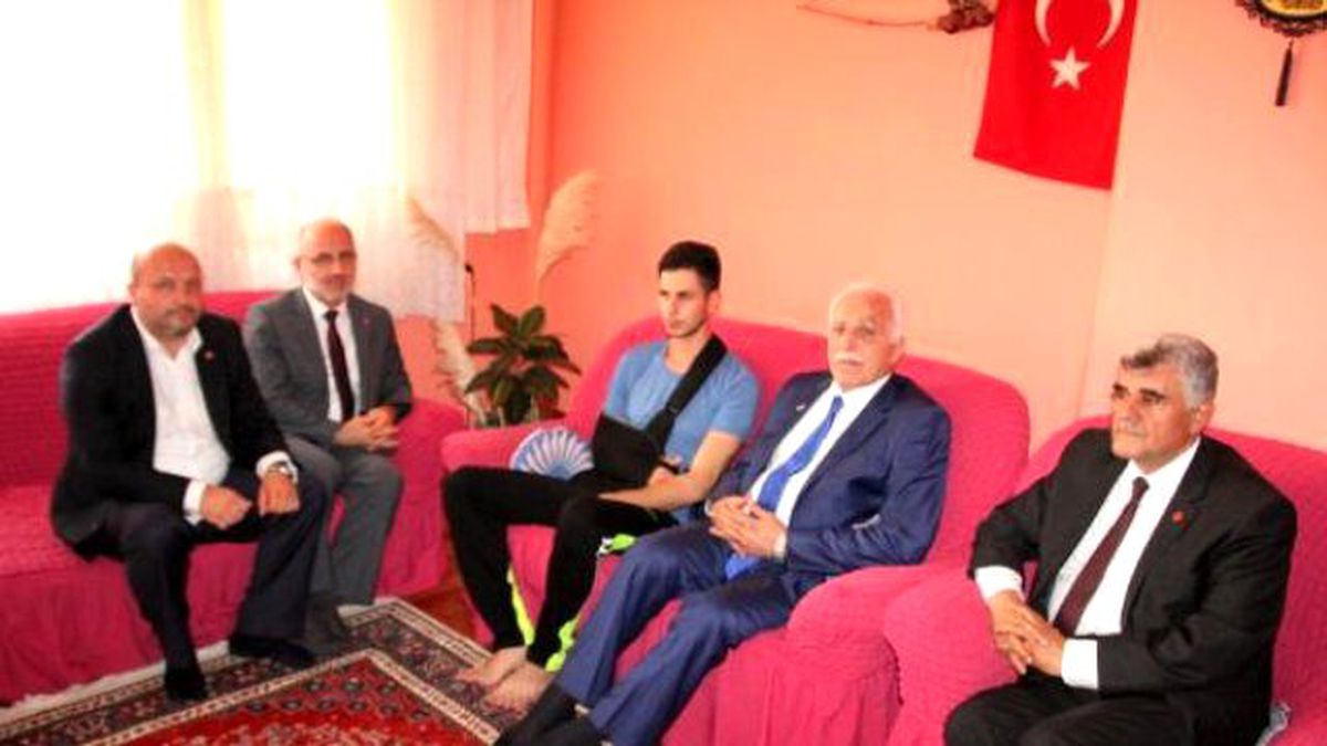 Kamalak\'tan Terör Saldırısında Yaralanan Uzman Çavuş\'a Ziyaret