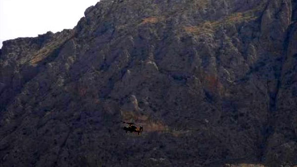 Kobralar Ağrı Dağı\'nı Bombalıyor