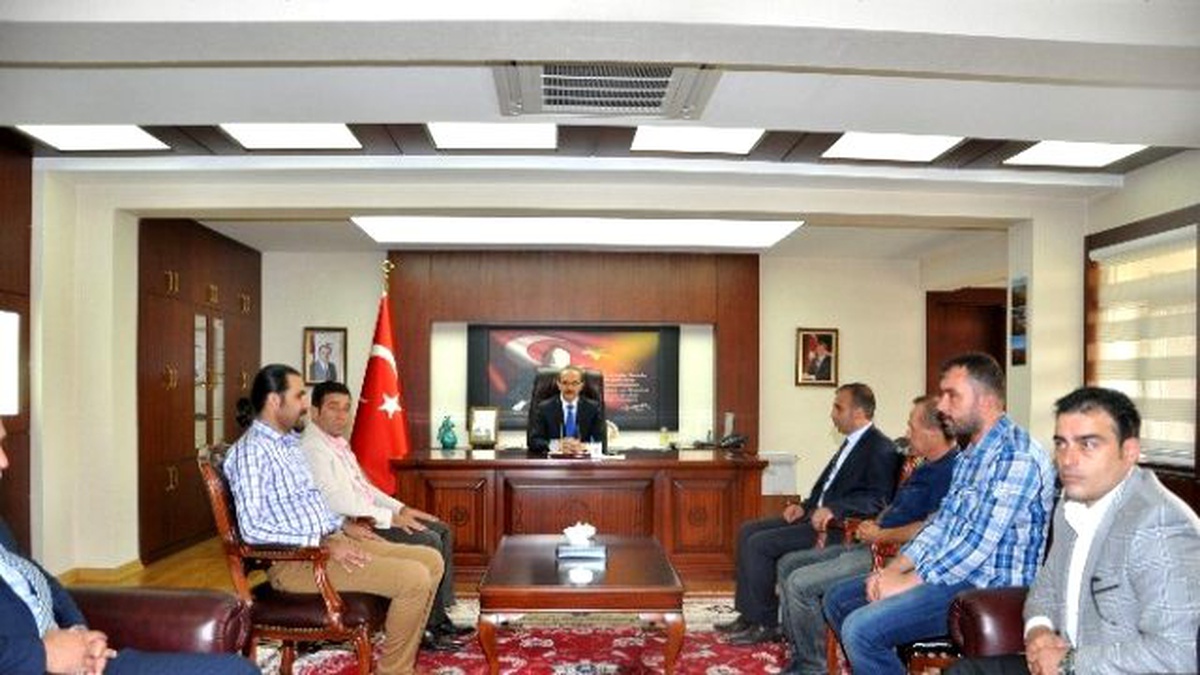Muş\'ta Gazeteciler, Vali Yavuz\'u Makamında Ziyaret Etti