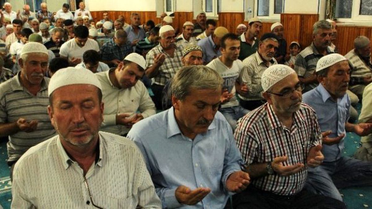Osmaneli\'de Şehitler İçin Mevlit Okutuldu