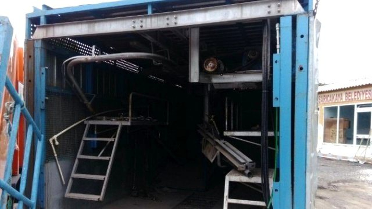 Sarıcakaya Belediyesi\'ne Hibe Mobil Kurban Kesimhanesi