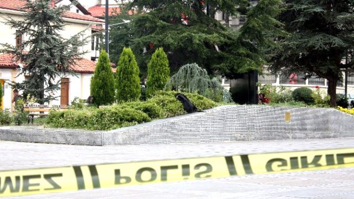 Şüpheli Çanta, Polisi Harekete Geçirdi