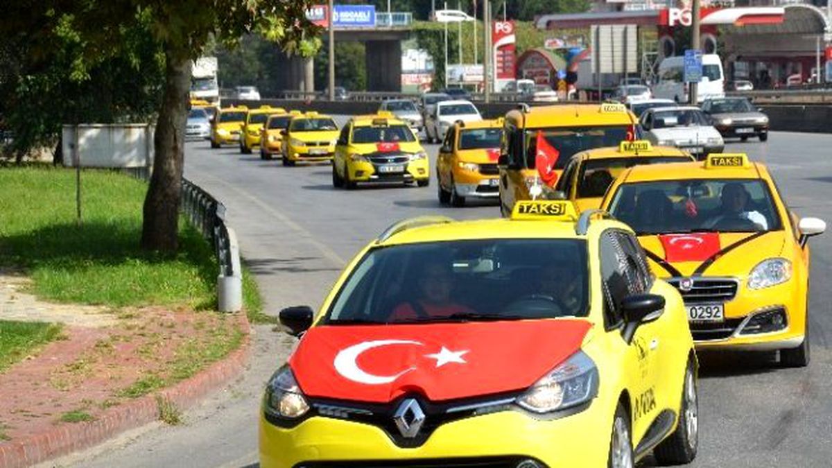 Taksiciler Terörü Lanetledi