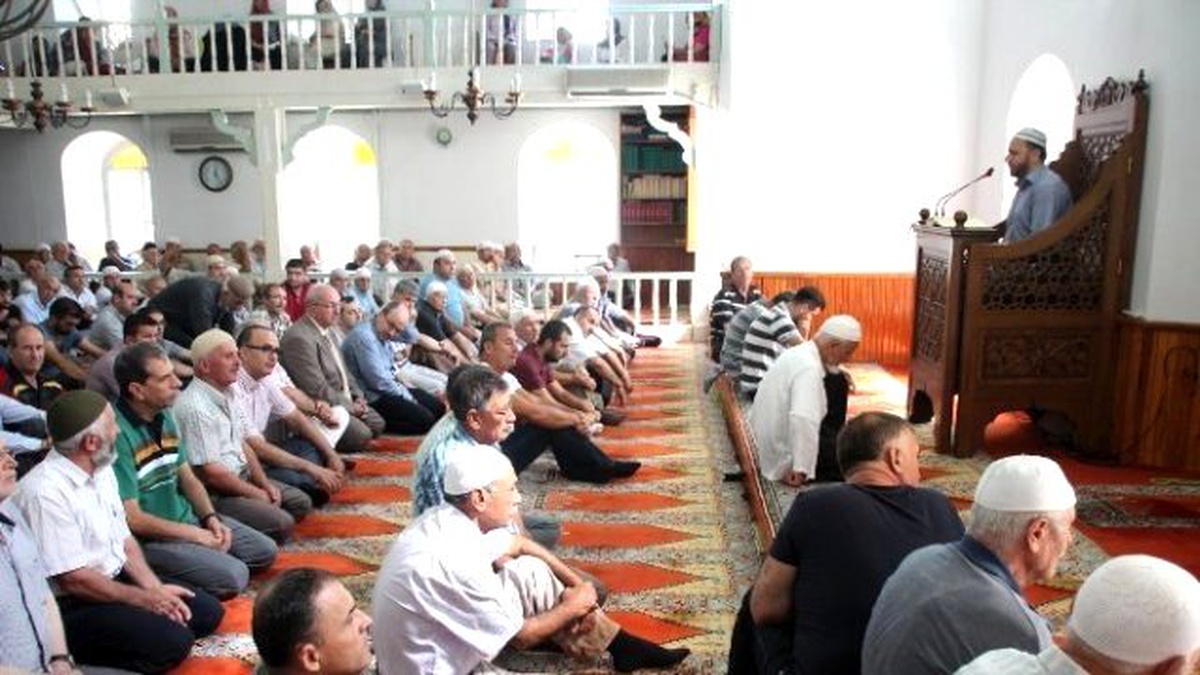 Tekirdağ Büyükşehir Belediyesi Şehitler İçin Mevlit Okuttu