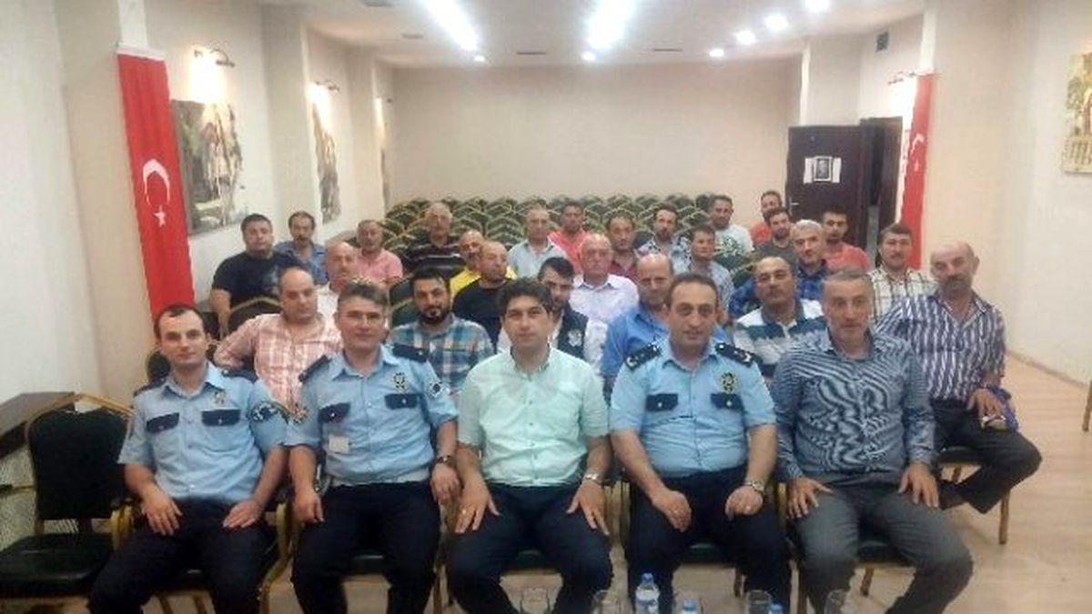 Trabzon Emniyeti\'nden Servis Sürücülerine Eğitim