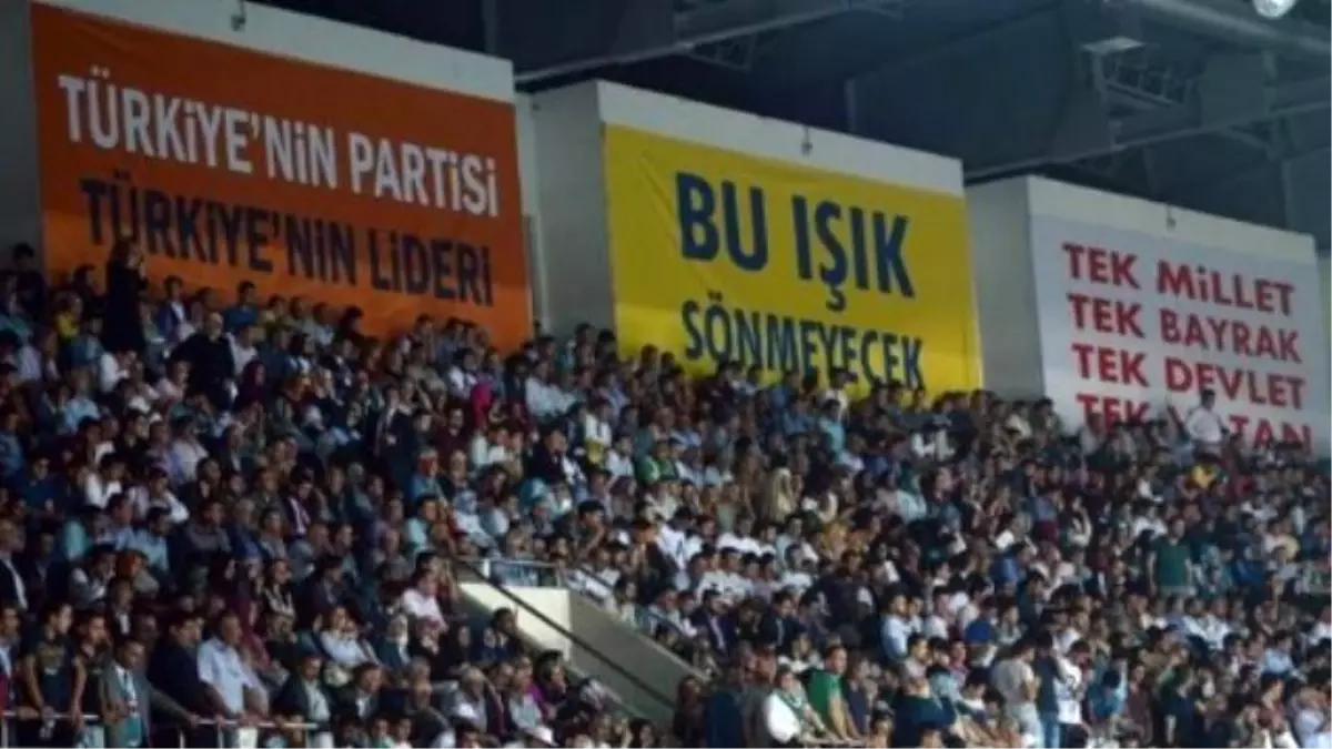 AK Parti 5. Olağan Kongresi\'ni Canlı İzle