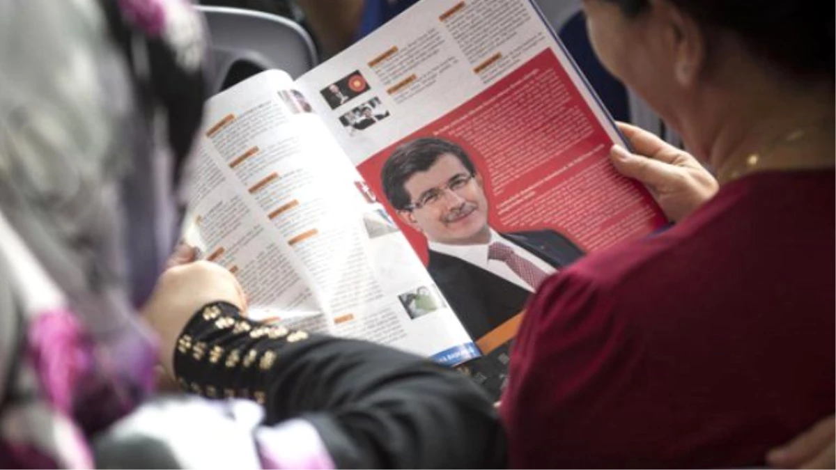AK Parti Kongresi\'nin Kitapçığında "Çözüm Süreci" Vurgusu