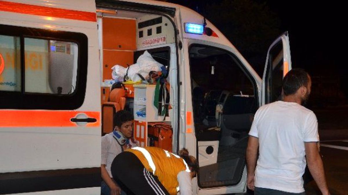 Aşırı Hız Kazayı Getirdi: 2 Yaralı