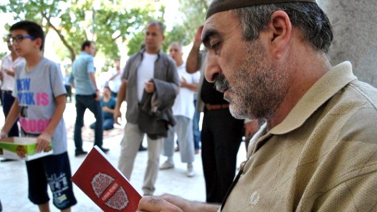 Aydın\'da Kurban Rehberi Dağıtımına Başlandı