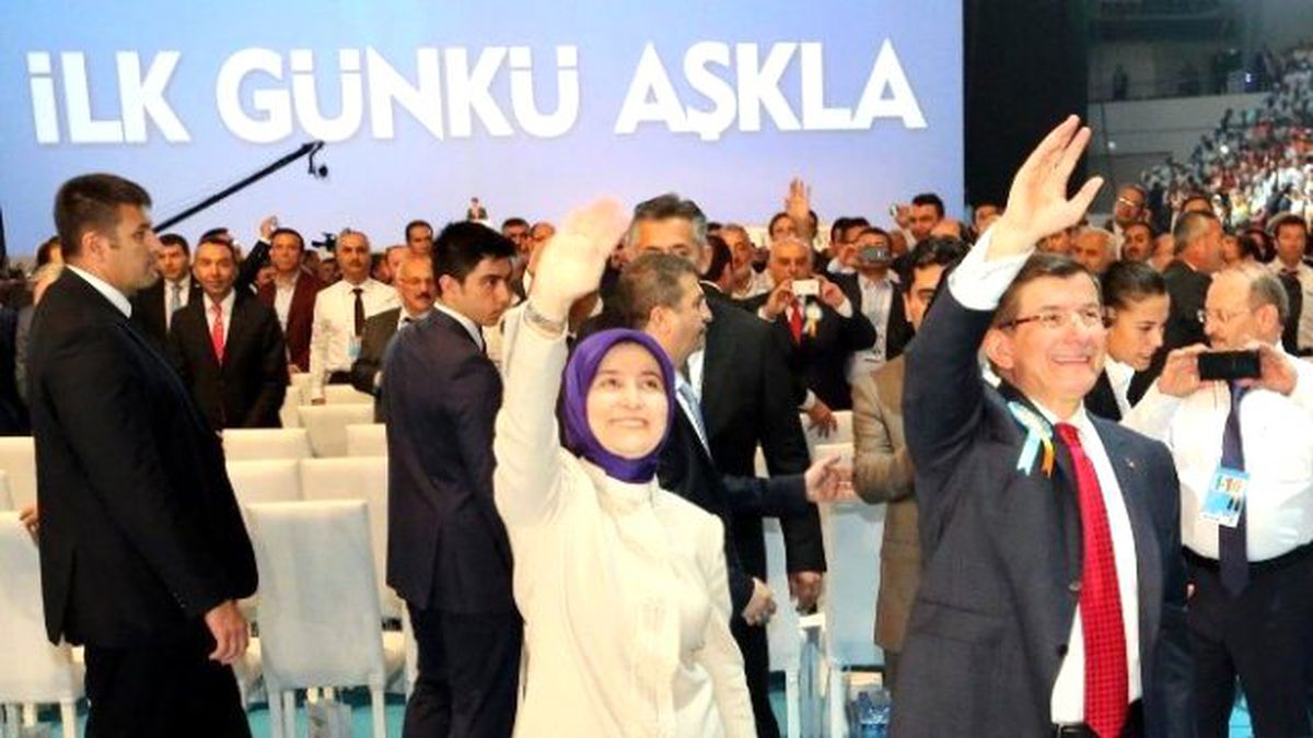 Başbakan Davutoğlu, AK Parti\'nin 5. Olağan Kongresi\'nde