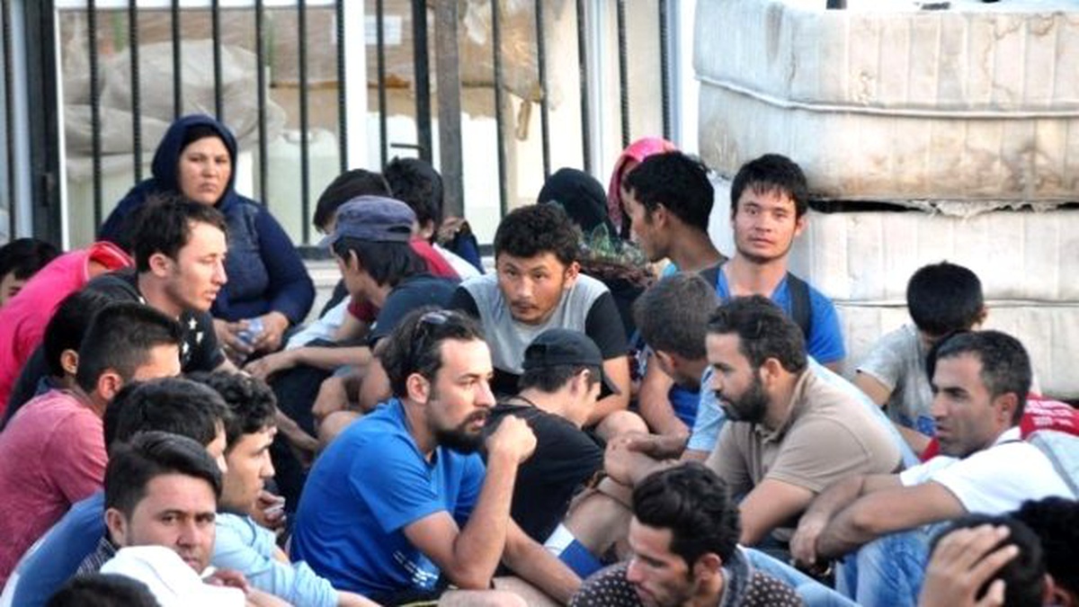 Çanakkale\'de 330 Kaçak ve 14 Organizatör Yakalandı