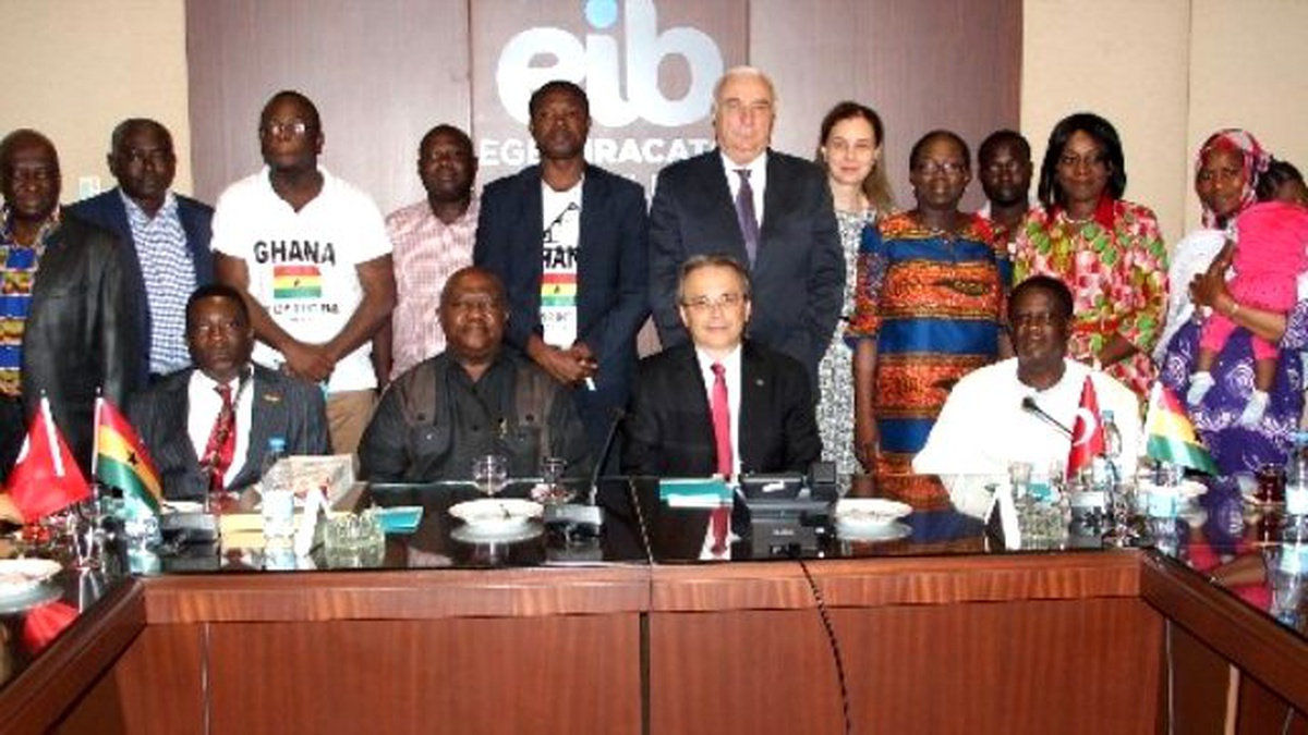Ege\'den Afrika ve Amerika\'ya Dış Ticaret Köprüsü Kuruluyor