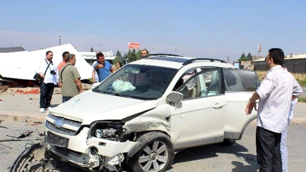 Eskişehir\'de Zincirleme Trafik Kazası: 2 Yaralı