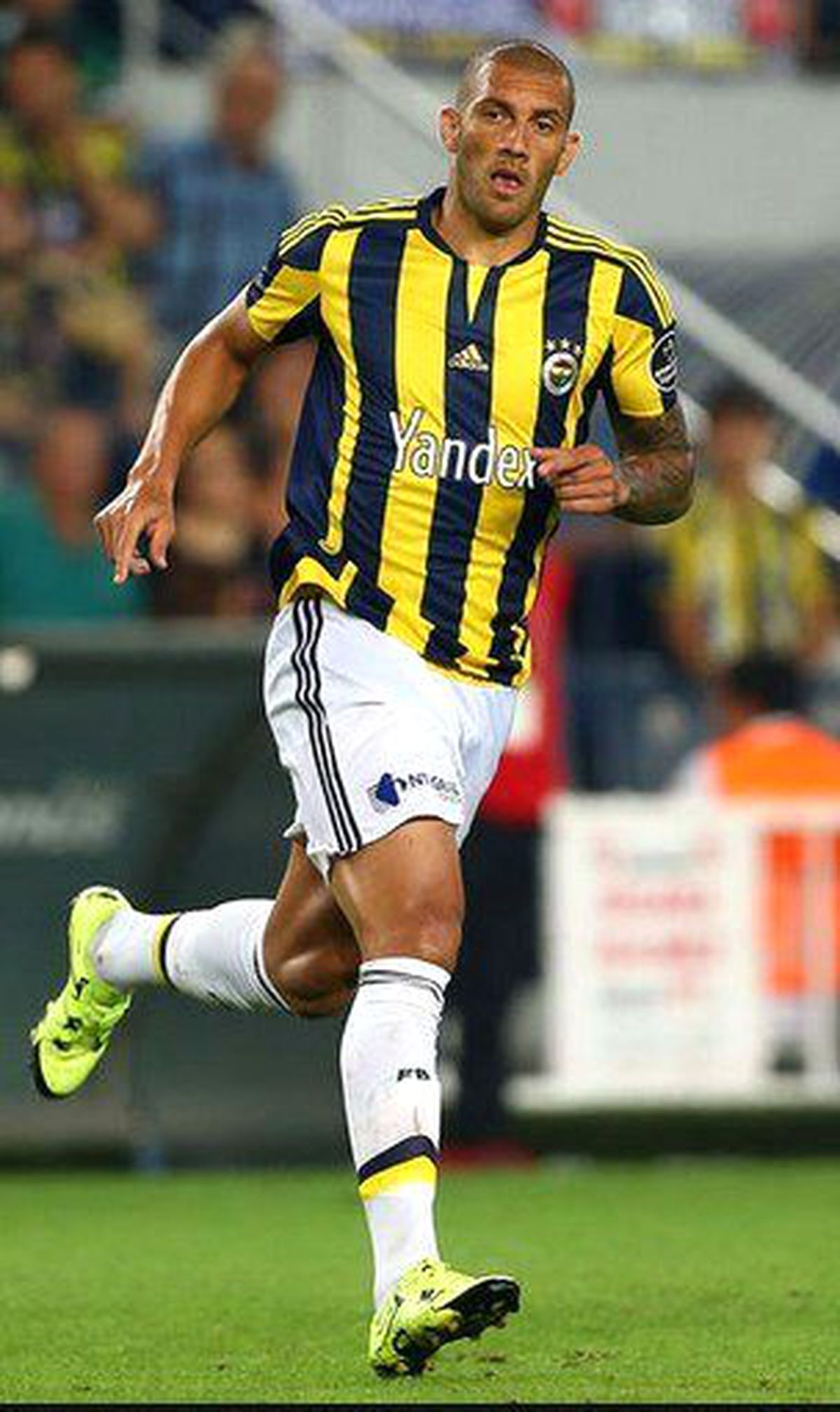 Fernandao'ya FIFA Engeli