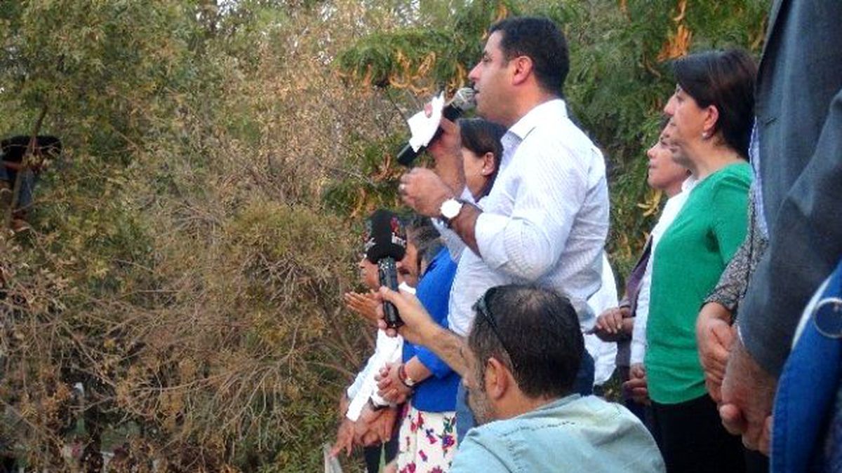 Hed Eş Genel Başkanı Nusaybin\'de Halka Seslendi