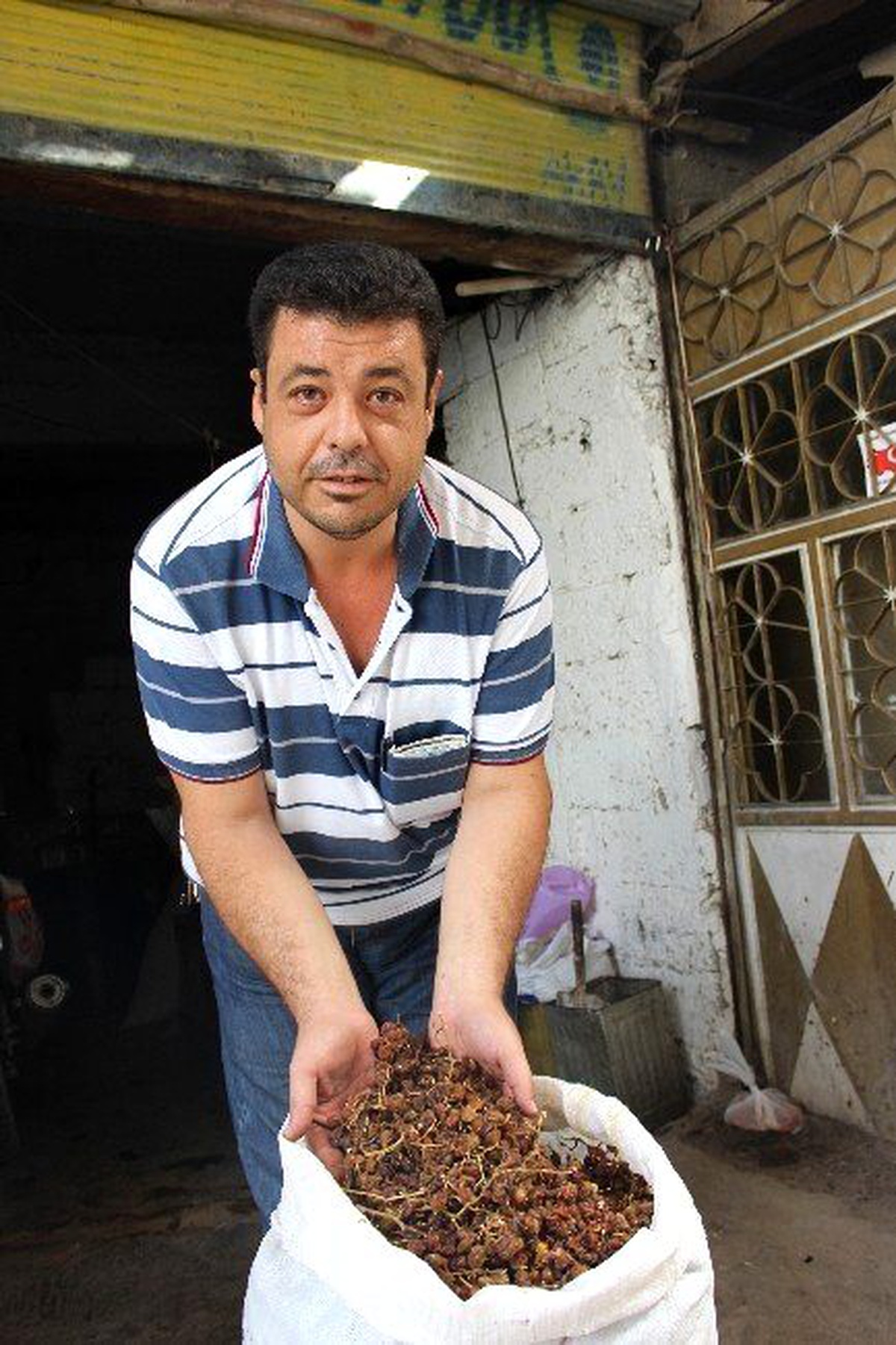 Kilis\'te Yeni Mahsul Kuru Üzümün Kilosu 2 Tl