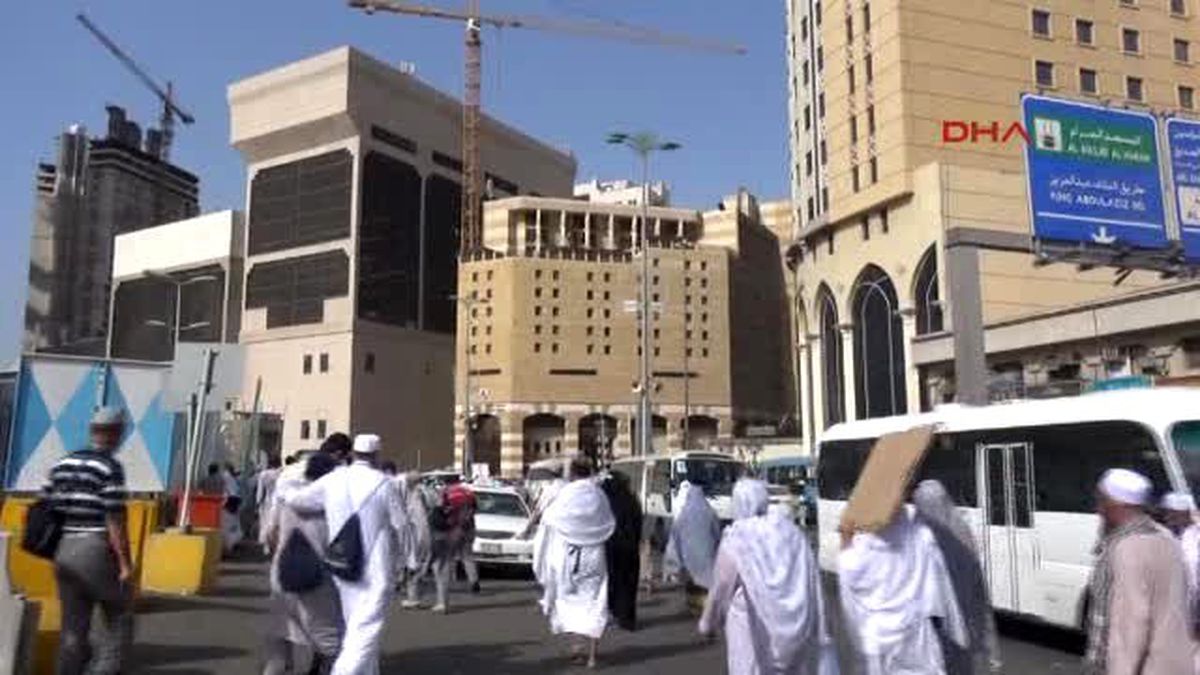 Mescid-i Haram\'daki Genişletme Çalışmaları ve Vinçler Böyle Görüntülenmişti...