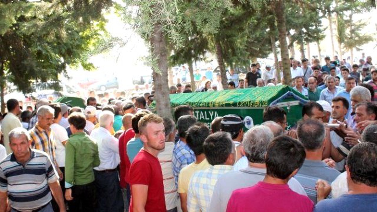 Metan Gazından Zehirlenen İki Kardeş Toprağa Verildi