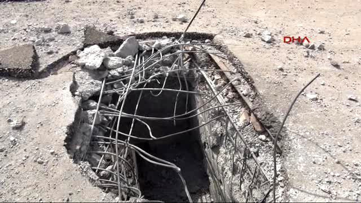 Nusaybin\'de Bombalı Motosikletle Saldırı: 1 Polis Yaralı