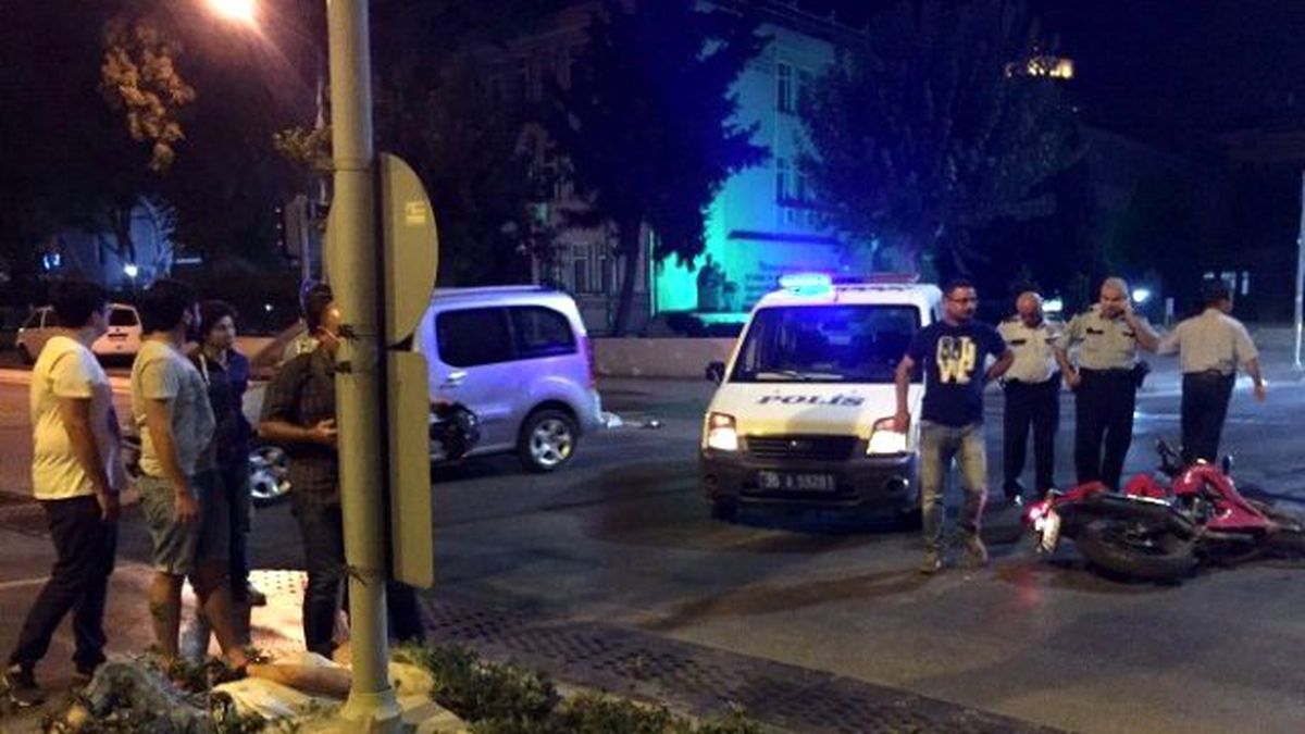 Ters Yöne Sapan Polis Aracı Kadın Sürücüyü Öldürüyordu