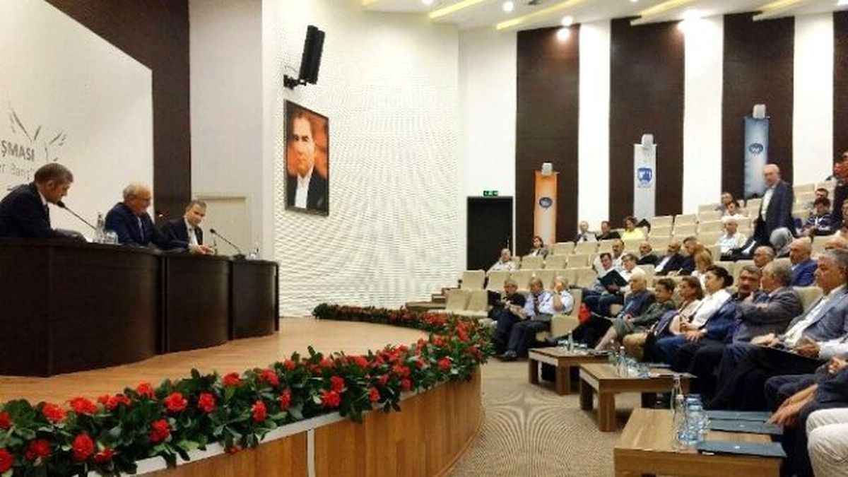 Başkan Yılmaz, Çanakkale Tkb Meclis Toplantısı\'na Başkanlık Yaptı