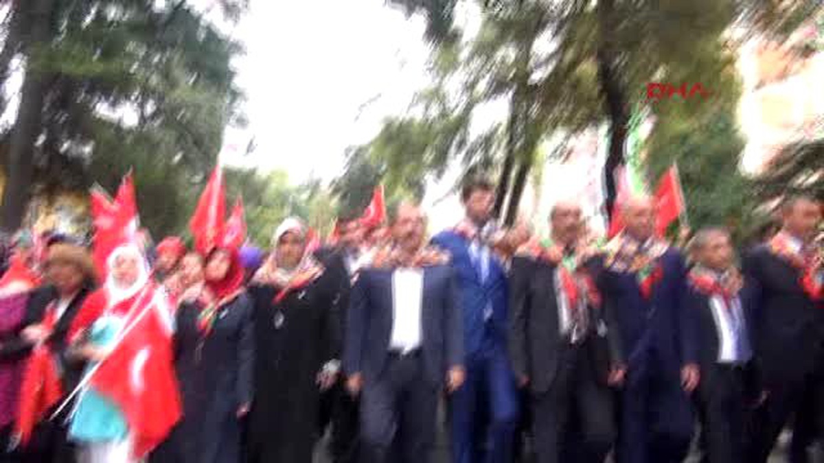 Bilecik Destici, Söğüt\'te Mehteran Eşliğinde Yürüdü