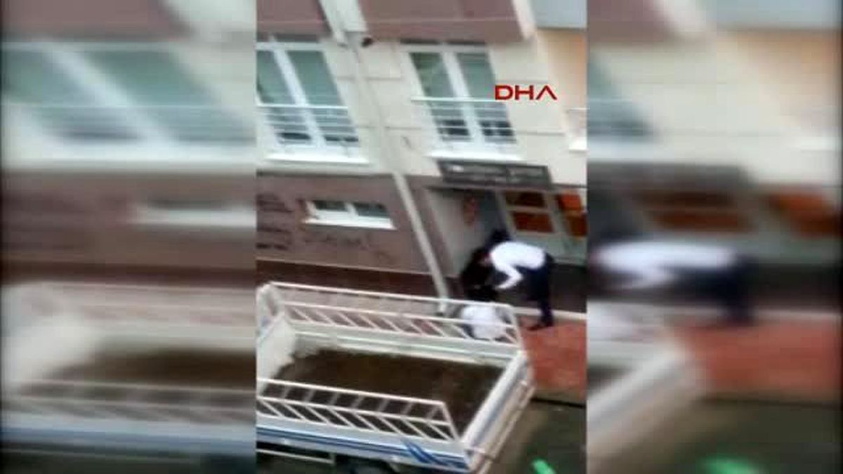 Sevgiliye Şiddet Cep Telefonu Kamerasında
