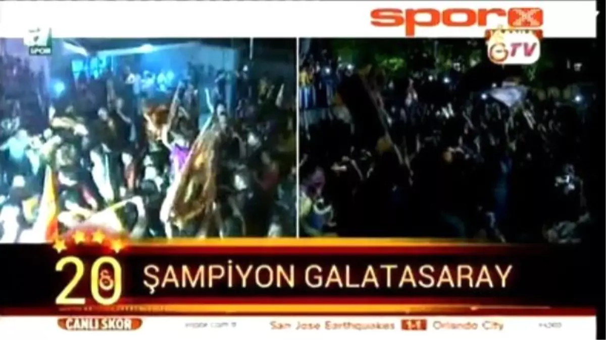 Galatasaray Taraftarları Sokaklarda!