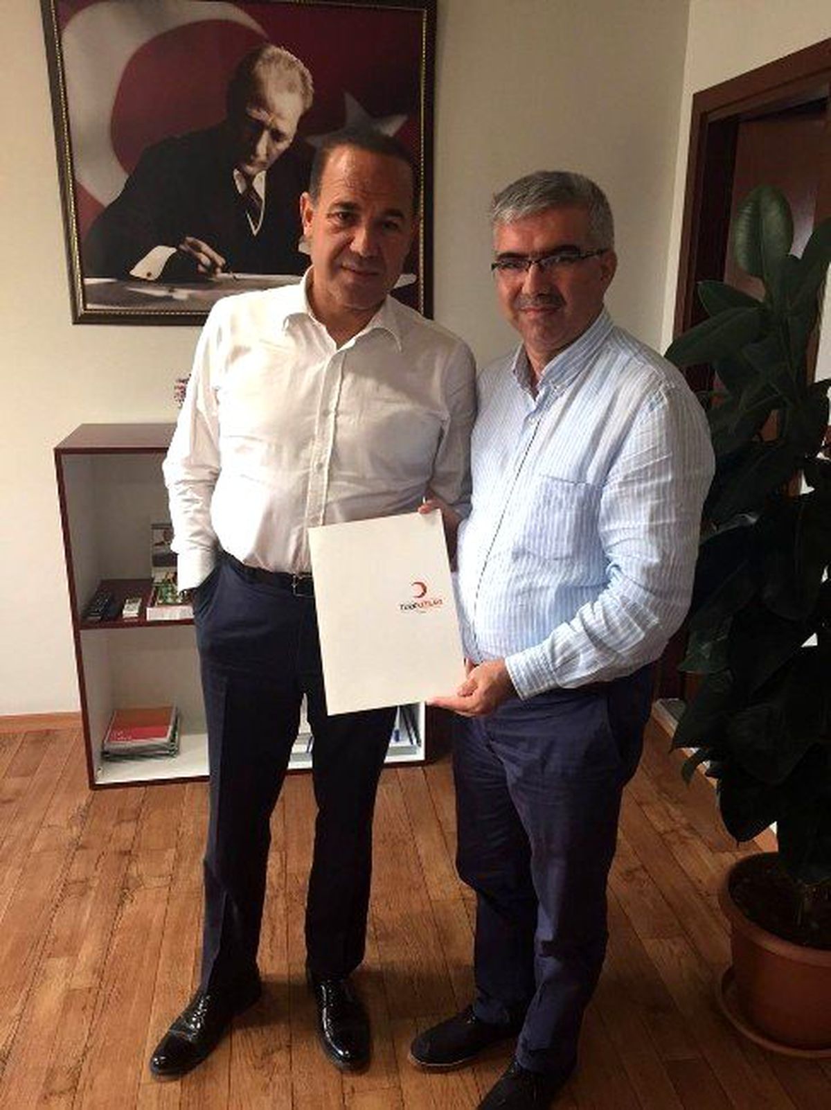 Hüseyin Sözlü Kurban Vekaletini Kızılay'a Verdi