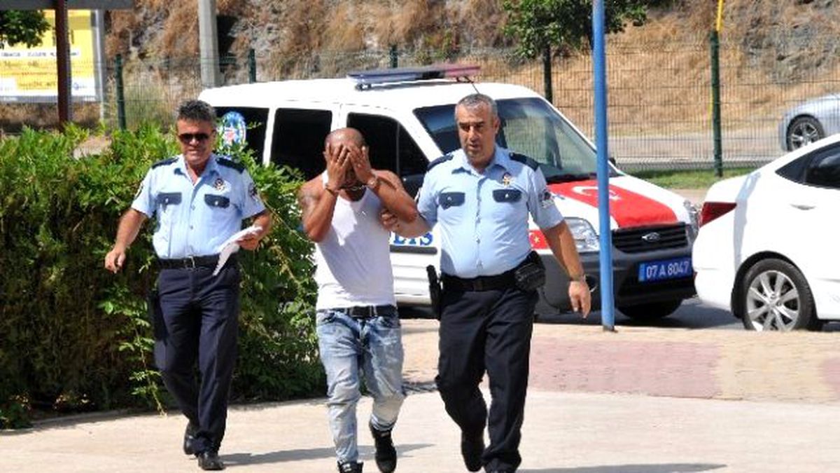 İsveçli Turistin Cüzdanını Çalan Zanlı Yakalandı