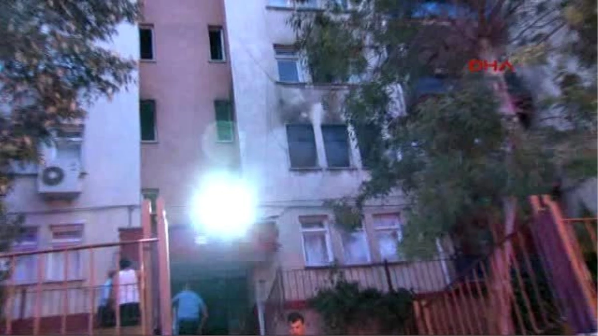 İzmir Polis Lojmanında Çıkan Yangın Korkuttu