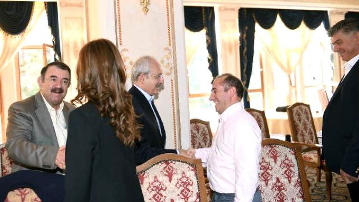 Kılıçdaroğlu, \'Türkiye\'de Seçmen Hareketliliği ve Partilerin Oy Esnekliği\' Toplantısına Katıldı