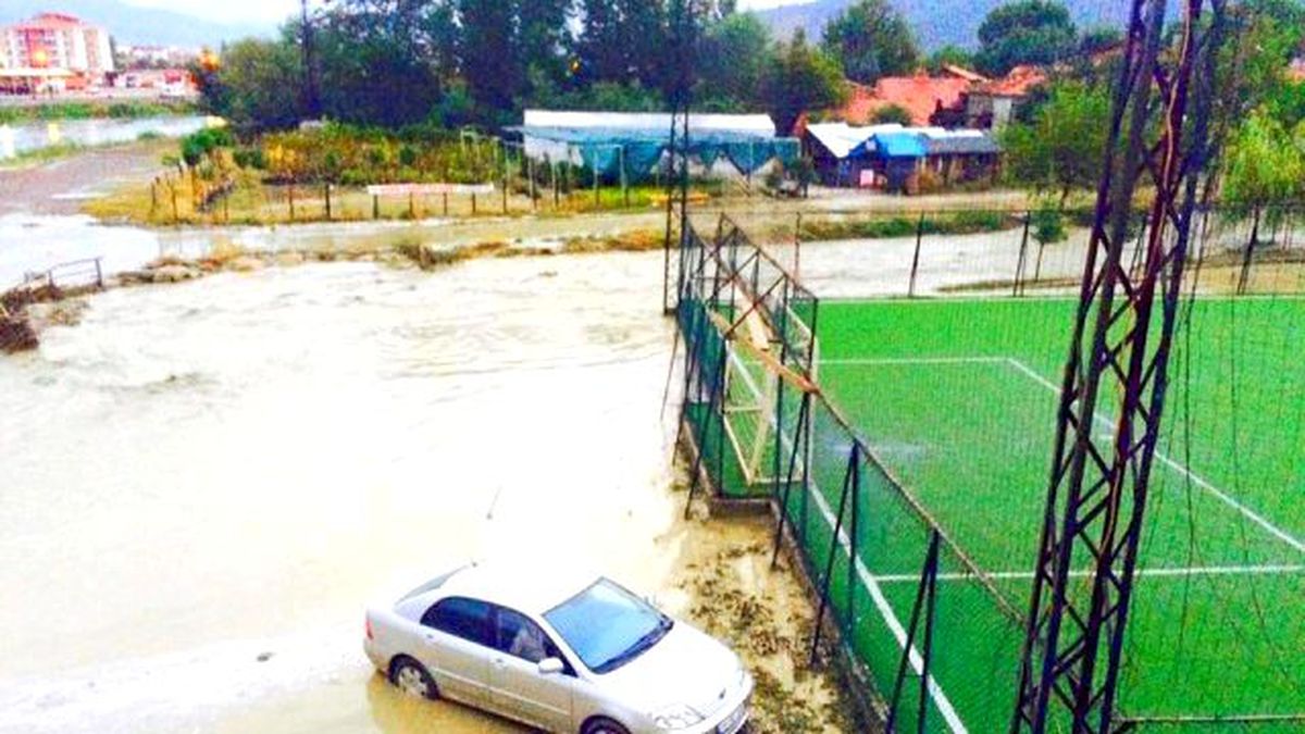 Osmancık\'ta Sel Korkuttu