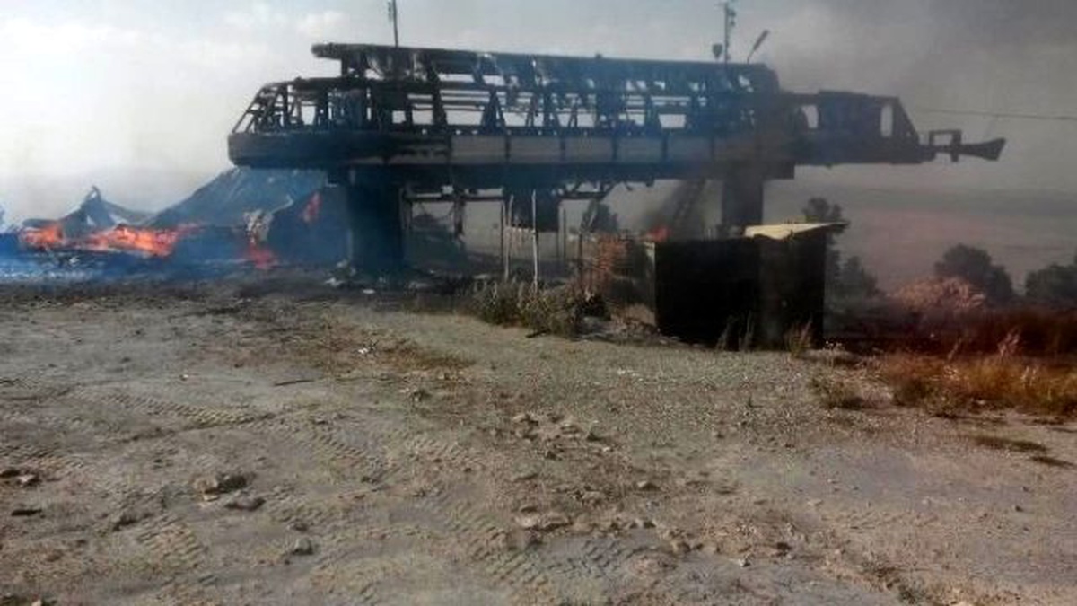 PKK\'lılar Sarıkamış\'ta Kayak Merkezini Kundakladı