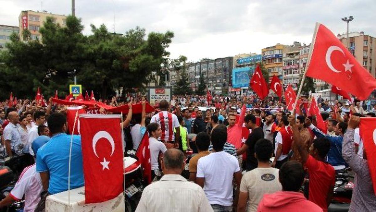 Samsun\'da Teröre Tepki Yürüyüşü