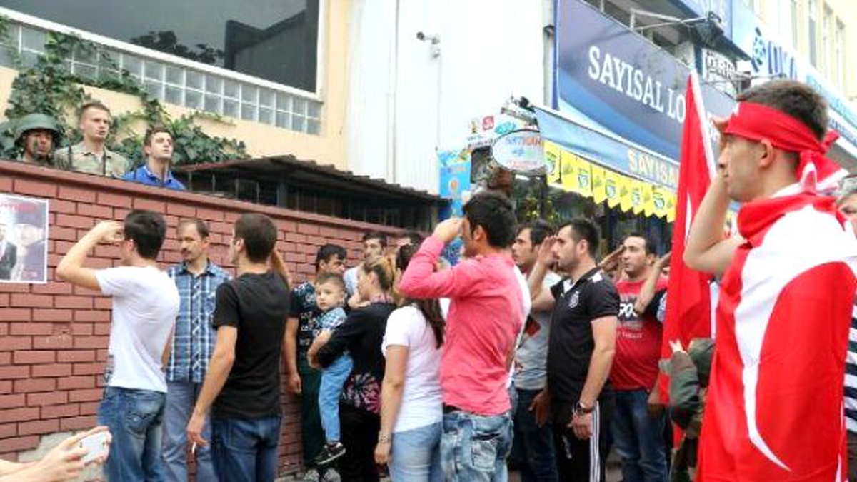 Samsunspor Taraftarları Şehitler İçin Yürüdü