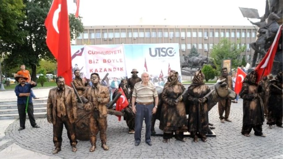 Utso Fest" 82 Yıl Önceki Fotoğrafın Canlandırmasıyla Başladı