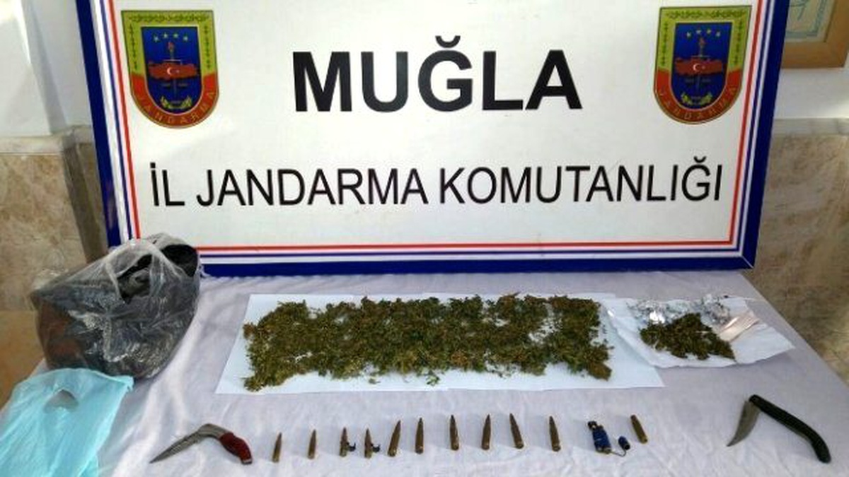 Akyaka\'da G-3 Mermisi ve Esrar Ele Geçirildi