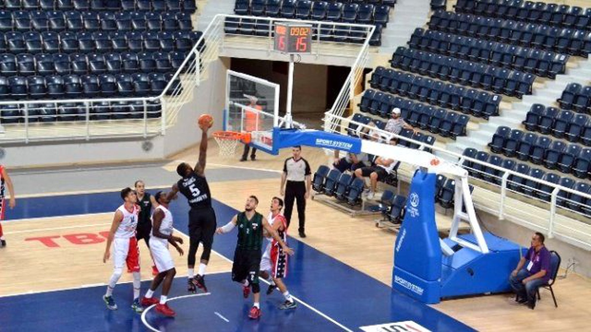Büyükşehir Basket Takımı Rakibini Mağlup Etti