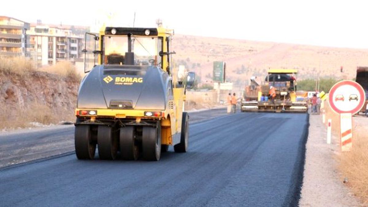 Büyükşehir Belediyesi\'nde Yol Yapım Çalışmaları
