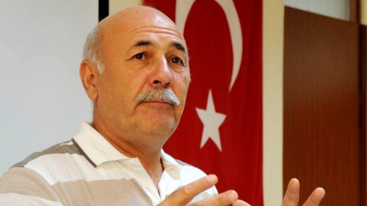 CHP\'ye Kızdı, Siyasetten Çekildi