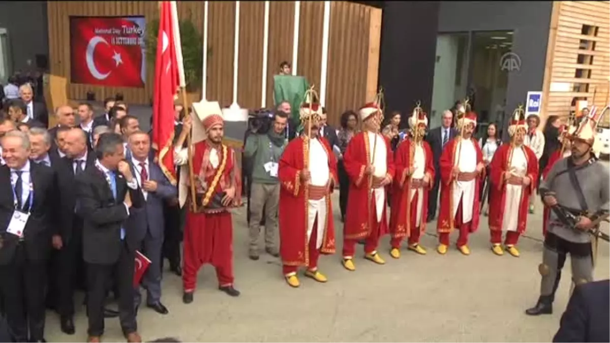 Expo 2015 Milano - Zeybekci, Türk ve İtalyan Pavyonunu Ziyaret Etti