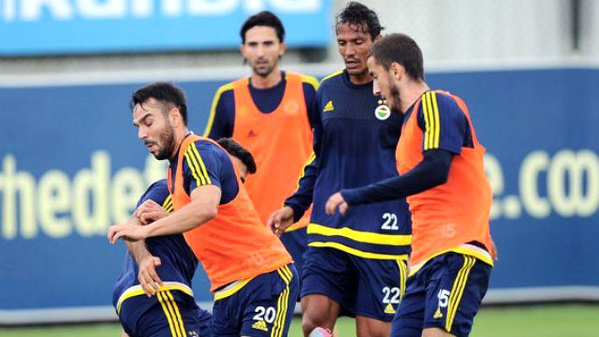 Fenerbahçe\'de Bruno Alves Sevinci